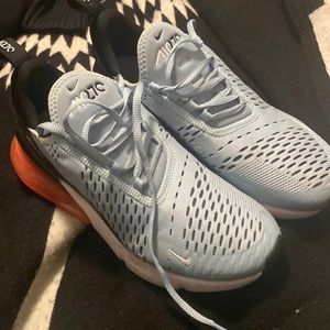 Nike air 270